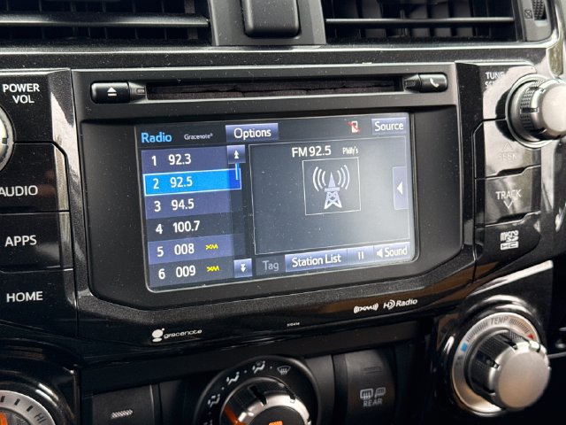 Used 2018 Toyota 4Runner TRD Off-Road AWD/4WD image 27