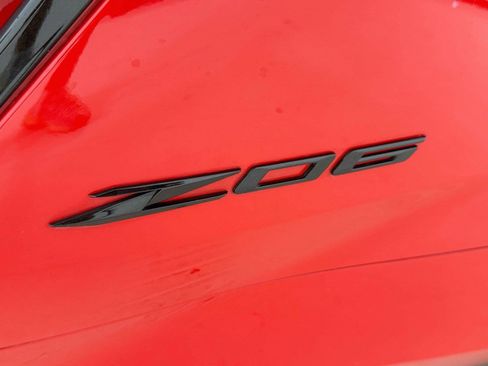 Used 2025 Chevrolet Corvette Z06 RWD image 34