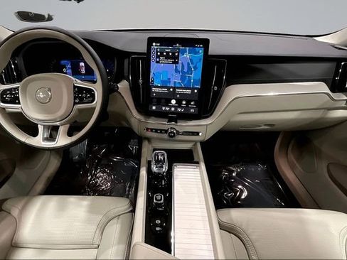 New 2026 Volvo XC60 B5 Ultra w/ Protection Package Premier AWD/4WD image 8