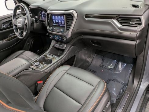 Used 2022 GMC Acadia AT4 w/ Technology Package image 29