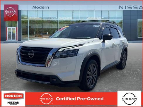 Certified 2022 Nissan Pathfinder SL w/ SL Premium Package image 1
