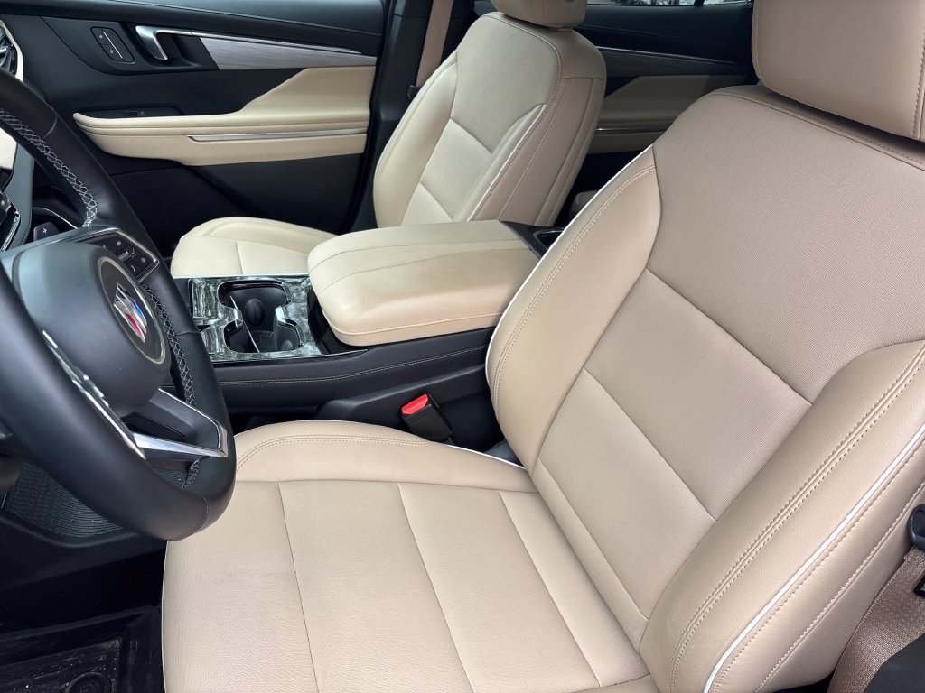 Used 2025 Buick Enclave Preferred w/ Trailering Package, 5000 lbs. FWD image 10