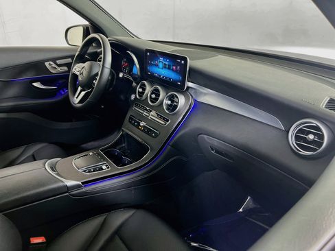 Used 2021 Mercedes-Benz GLC 300 4MATIC image 28