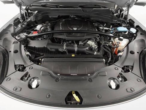 Used 2023 Maserati Grecale Modena image 27