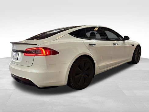 Used 2021 Tesla Model S Plaid image 5
