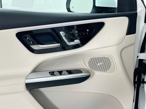 Certified 2026 Mercedes-Benz GLC 300 4MATIC image 18