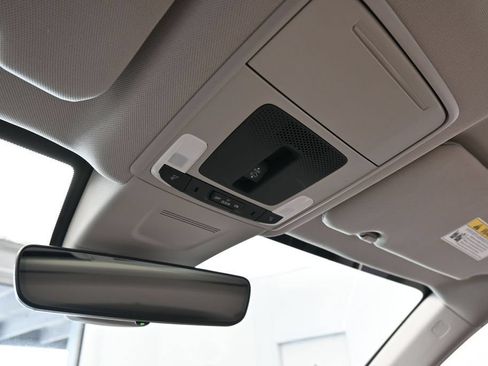 Used 2025 Honda CR-V EX-L image 22