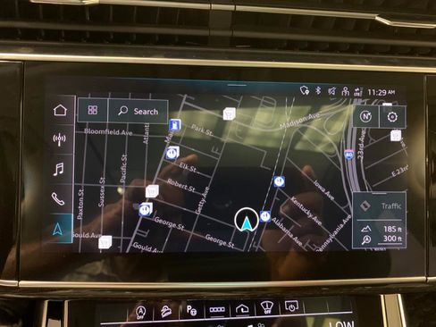 Used 2023 Audi Q7 3.0T Prestige image 30