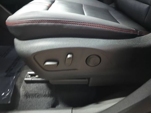 Used 2024 Chevrolet Traverse RS w/ LPO, Floor Liner Package AWD/4WD image 32