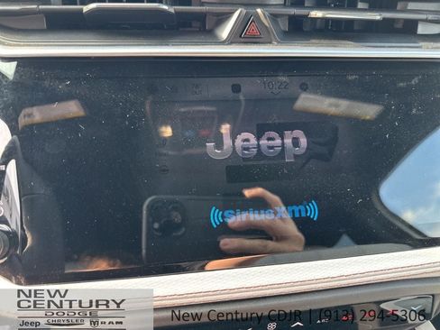 New 2026 Jeep Cherokee Limited AWD/4WD image 25