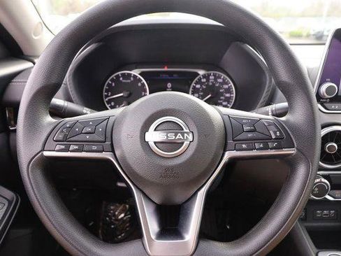 Used 2024 Nissan Sentra SV image 10