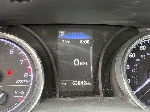 Certified 2019 Toyota Camry LE FWD image 8