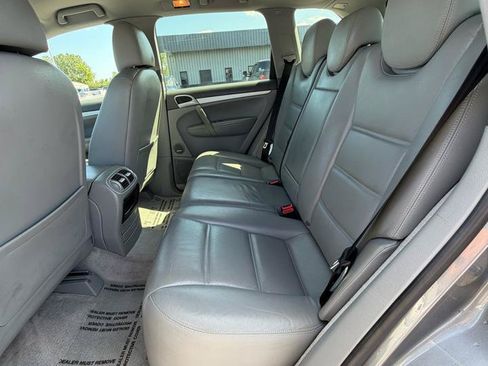 Used 2004 Porsche Cayenne S AWD/4WD image 41