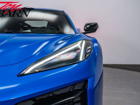 Used 2025 Chevrolet Corvette Z06 image 18