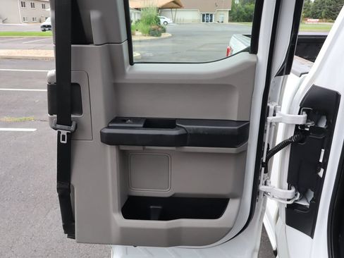 Used 2020 Ford F250 XL w/ Power Equipment Group AWD/4WD image 24