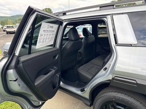 New 2026 Subaru Outback Limited AWD/4WD image 17