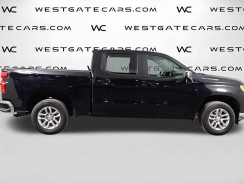 Used 2023 Chevrolet Silverado 1500 LT AWD/4WD image 41