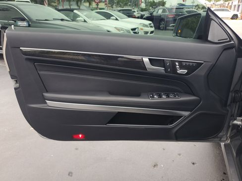 Used 2014 Mercedes-Benz E 350 E 350 image 12