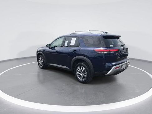 Certified 2023 Nissan Pathfinder SL AWD/4WD image 6