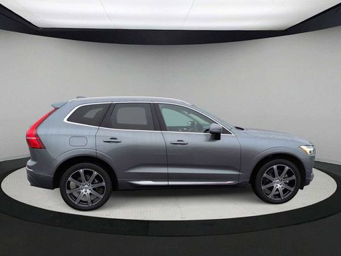 Used 2021 Volvo XC60 T5 Inscription w/ Advanced Package image 9