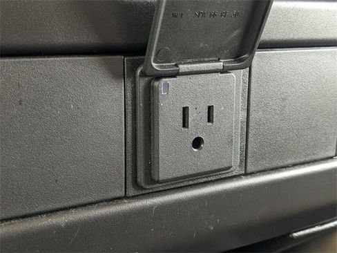 Used 2023 GMC Savana 2500 Extended w/ Driver Convenience Package image 19