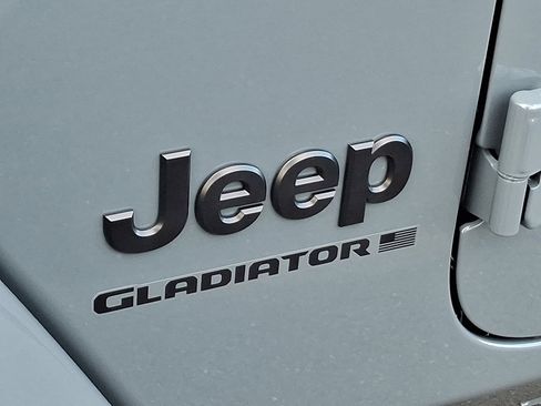 New 2026 Jeep Gladiator Sport image 5