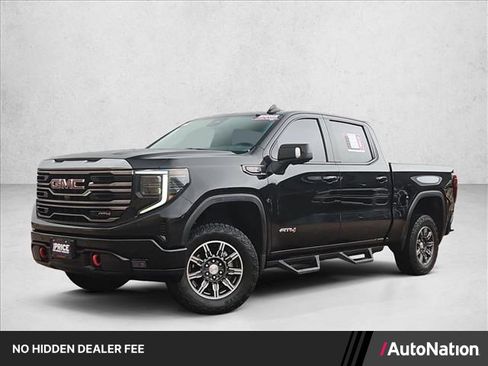 Used 2024 GMC Sierra 1500 AT4 w/ Technology Package AWD/4WD image 1