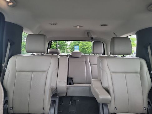 Used 2021 Ford Expedition XLT RWD image 22