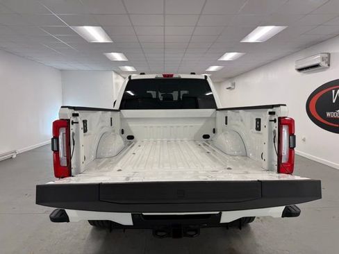 New 2026 Ford F250 Platinum w/ FX4 Off-Road Package AWD/4WD image 8