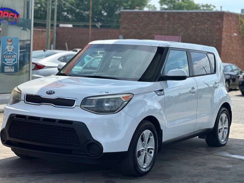 Used 2016 Kia Soul FWD image 3