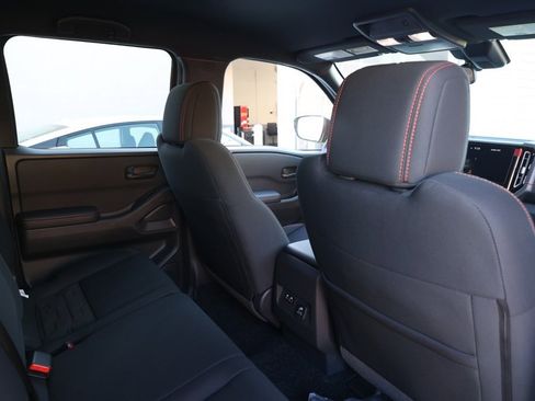 New 2026 Nissan Frontier PRO-4X w/ Pro-4x Convenience Package image 16