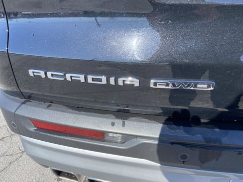 Used 2025 GMC Acadia Elevation image 19