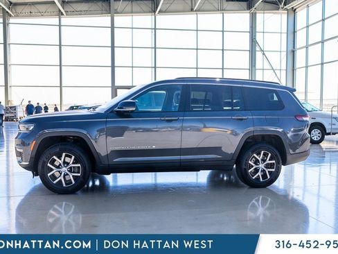 Used 2024 Jeep Grand Cherokee L Limited w/ Luxury Tech Group II image 2