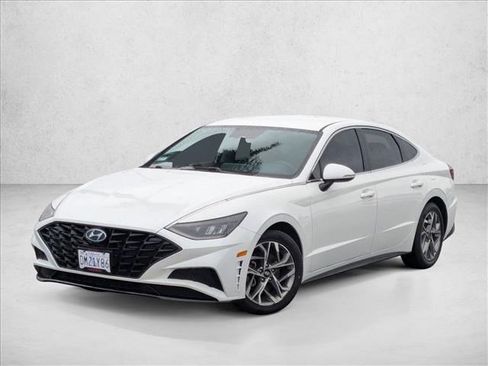 Used 2021 Hyundai Sonata SEL image 1