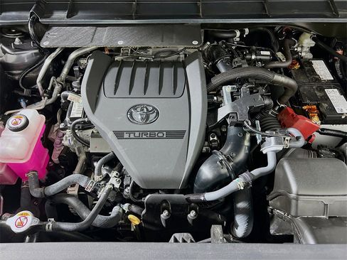 Certified 2024 Toyota Highlander XSE image 27