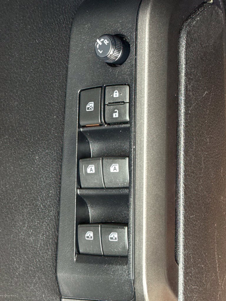 Used 2022 Toyota Tacoma TRD Sport AWD/4WD image 21