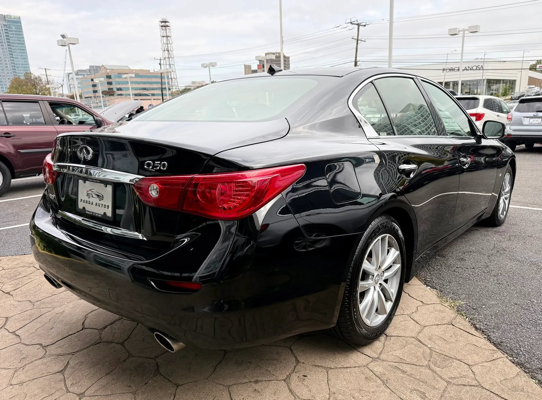 Used 2015 INFINITI Q50 Premium w/ Navigation Package AWD/4WD image 7