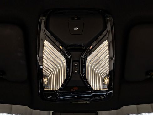 Used 2022 BMW X5 xDrive40i w/ Executive Package image 24