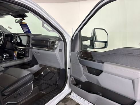 Certified 2022 Ford F150 Lariat w/ Trailer Tow Package image 34