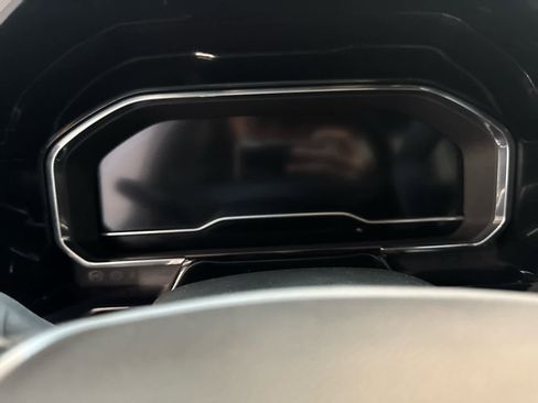 Certified 2025 Chevrolet Silverado 2500 LT w/ Convenience Package image 17