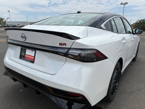 New 2026 Nissan Sentra SR FWD image 6