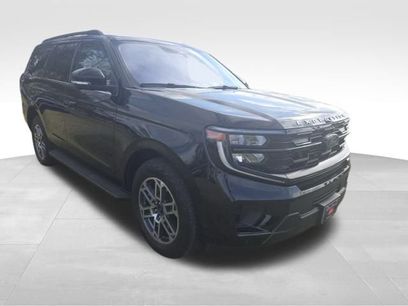 Used 2025 Ford Expedition Active
