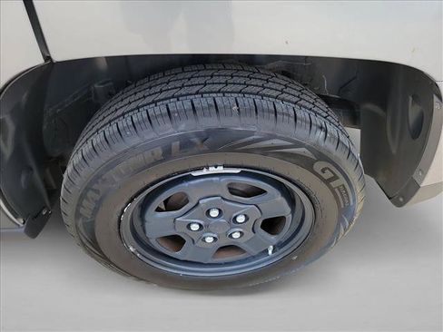 Used 2016 Jeep Patriot Sport FWD image 12