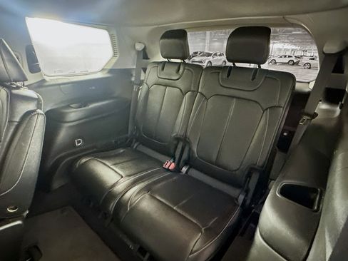 Used 2022 Jeep Grand Cherokee L Limited w/ Trailer Tow Group (B) image 29