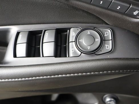 Used 2021 Buick Enclave Avenir w/ Avenir Technology Package AWD/4WD image 42