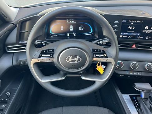 New 2026 Hyundai Elantra SE image 14