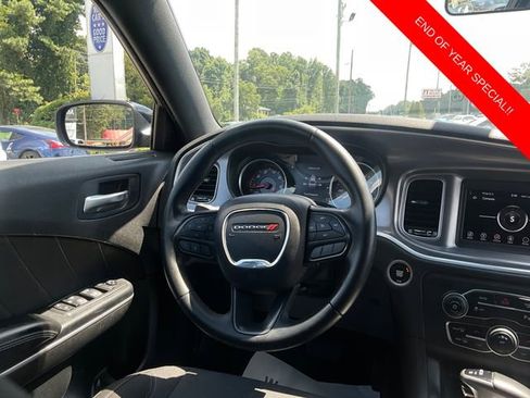 Used 2020 Dodge Charger SXT image 16