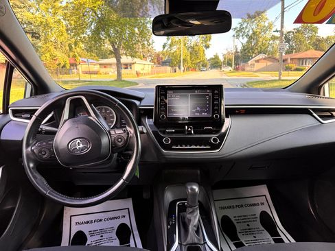 Used 2020 Toyota Corolla SE image 9