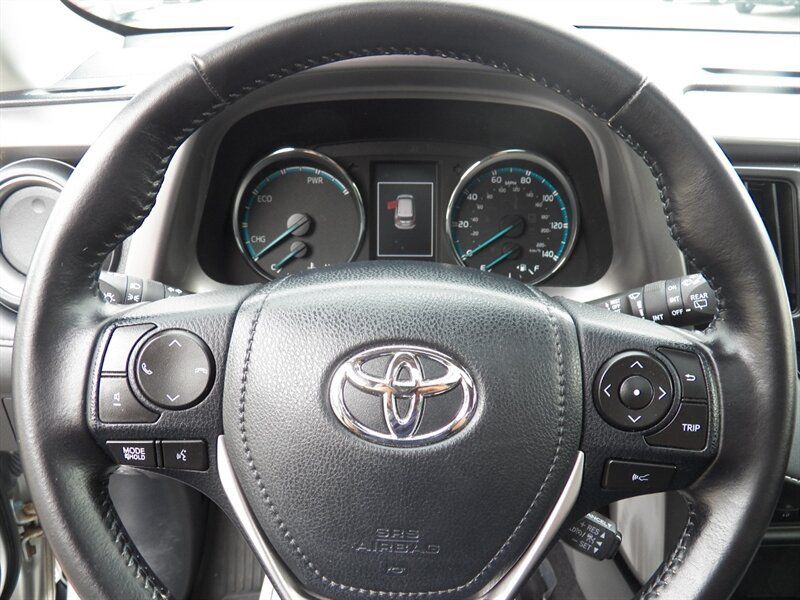 Used 2016 Toyota RAV4 Limited w/ Advanced Technology Package AWD/4WD image 20