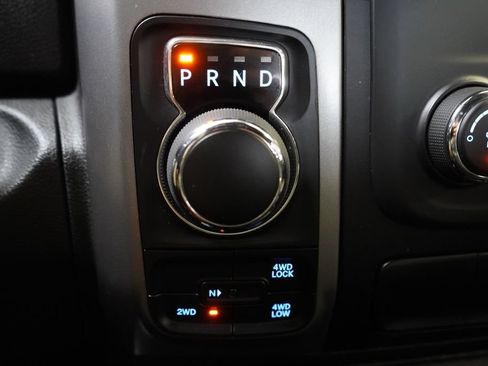 Used 2024 RAM 1500 Warlock AWD/4WD image 34